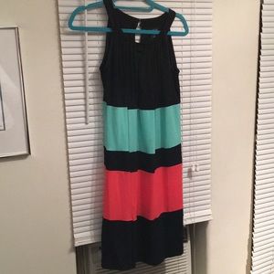 Black color blocked dress